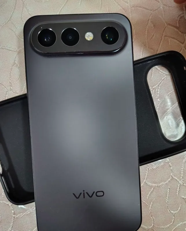 Vivo s50 pro mini 12/256 1