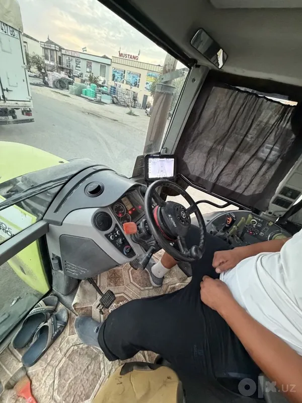 Трактор Claas Arion 630 C с автопилотом 5 Трактор Claas Arion 630 C с автопилотом 5