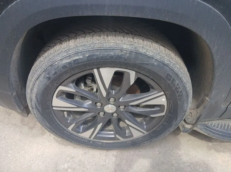 Tracker 2 Premier, 2023, Пробег 42300 10 Tracker 2 Premier, 2023, Пробег 42300 10