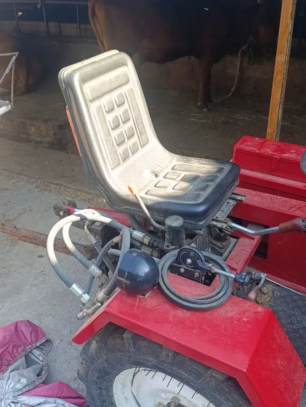 Mini trakter sotiladi srochna 1105 7 Mini trakter sotiladi srochna 1105 7