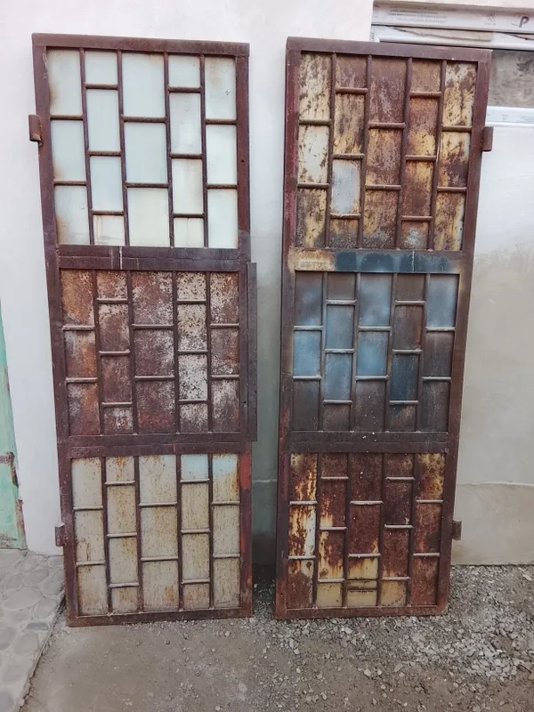 Продается железная дверь