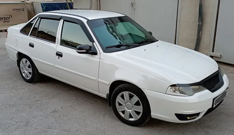 Nexia 1.6 DONC сотилади