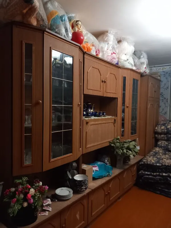 Продаётся стенка в хорошем состаяние
