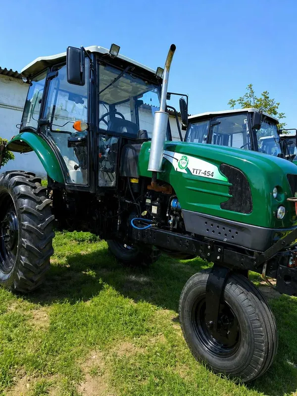 Traktor TTZ 811 sotiladi yaxshi holatda 2 Traktor TTZ 811 sotiladi yaxshi holatda 2