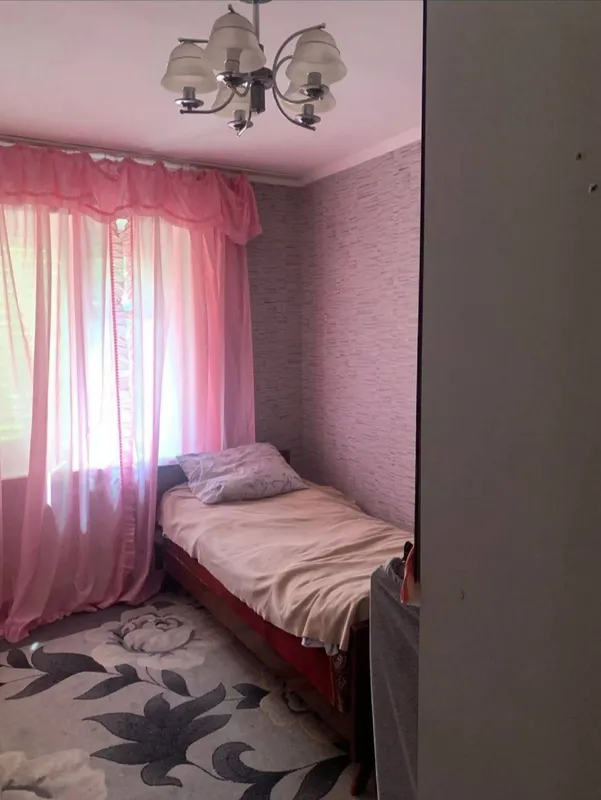 Chilonzor 23-kvartal 3/2/5 balkon 2*6 pasport stoli 4 Chilonzor 23-kvartal 3/2/5 balkon 2*6 pasport stoli 4