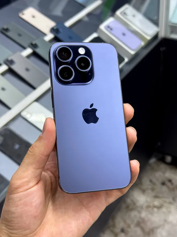 iPhone 15 Pro LL/A