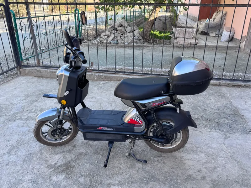 skillmax scooter