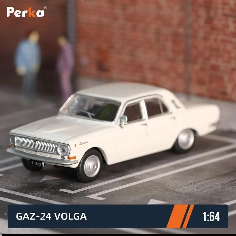 Газ 21, Газ 24, Лада 2105 - модели 1:64 2 Газ 21, Газ 24, Лада 2105 - модели 1:64 2