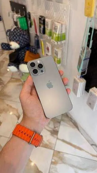 Iphone 15 pro max 99% 2