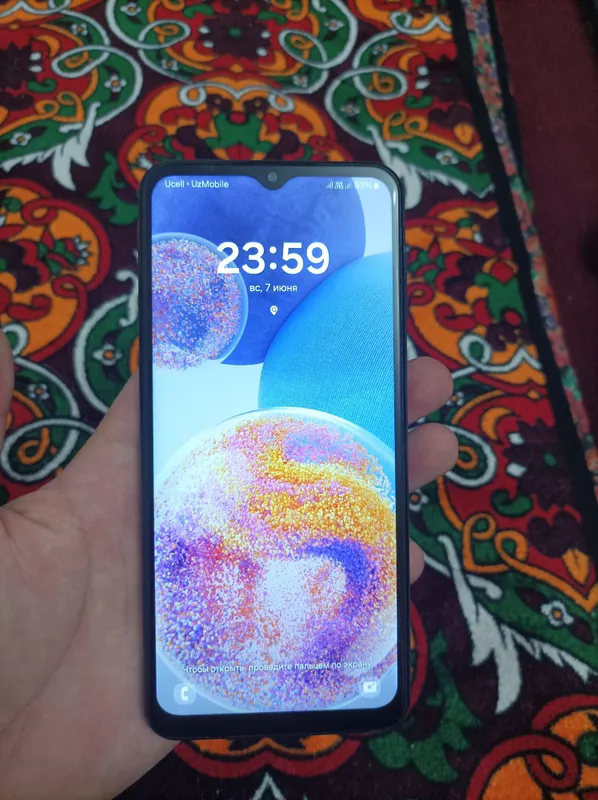 Telefon srochna sotiladi hich qanaqa aybi yo'q