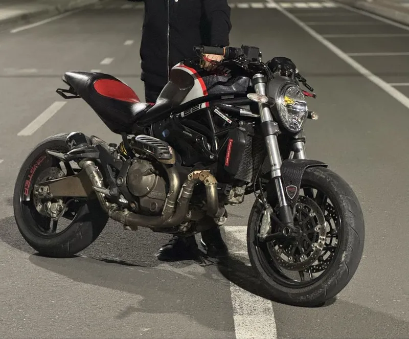 Ducati monster 821 kuba villi qilishga zur aparat sunatiga utiberamiz