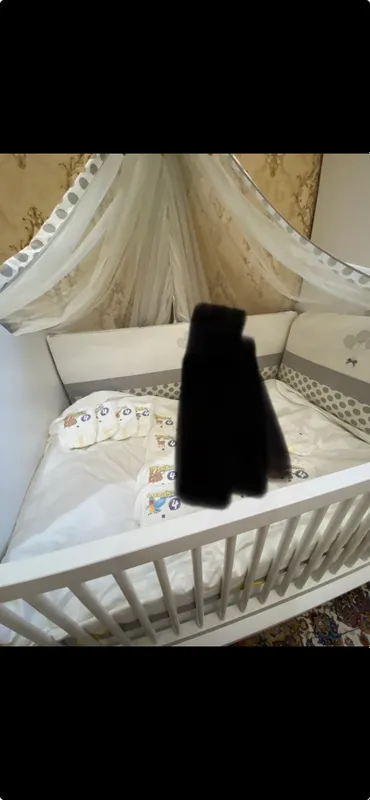 Детская кровать. Почти новый продам 50$ с матрасом