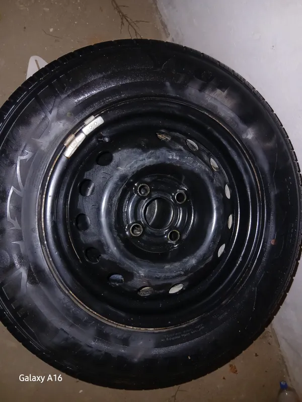 185/70R14 Yallama 4 185/70R14 Yallama 4