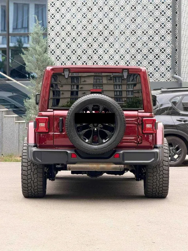 Sotuvda Jeep Wrangler Rubicon 2.0AT hybrid — фото 9