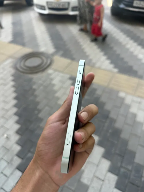 iPhone 12 4 iPhone 12 4