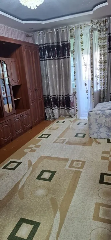 Срочна Уй сотилади. 2