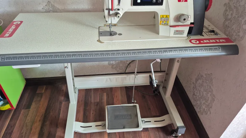 tikuv mashinasj Juita F2 3