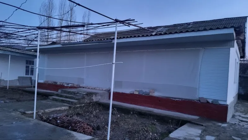 Ховли уй сотилади