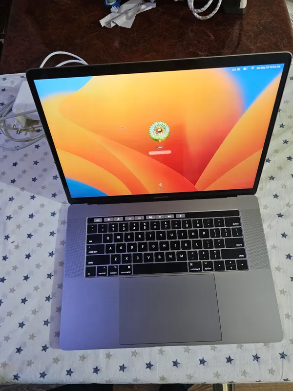 Mackbook pro 15 inch
