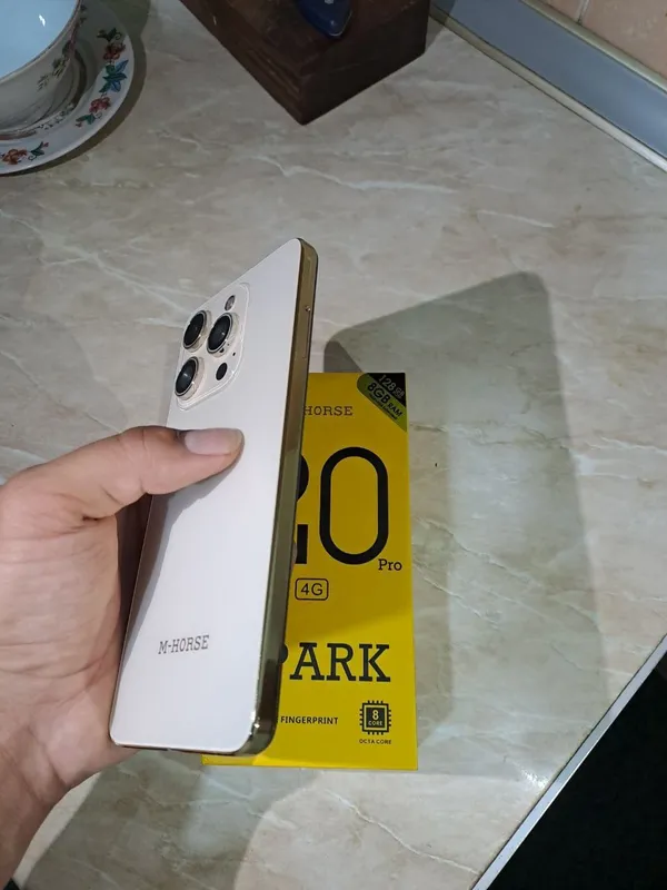 Spark 20 pro 8/128 2 Spark 20 pro 8/128 2