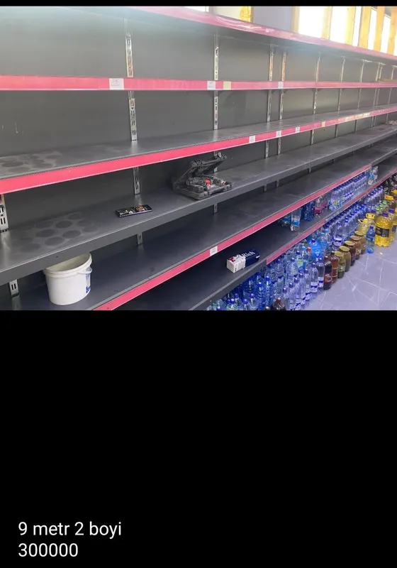 Oziq ovqat do'koni prilavkasi 1