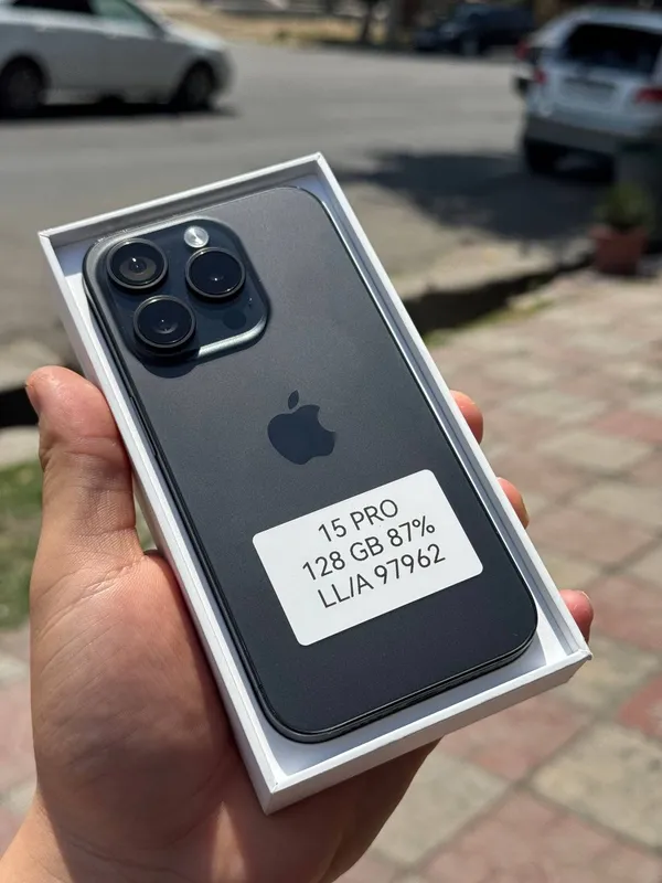 IPhone 15 Pro. . 2