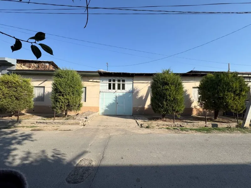 Keles Sanatoriya,Majnuntol — 10 sotix, 8 xonali hovli (tez sotiladi)