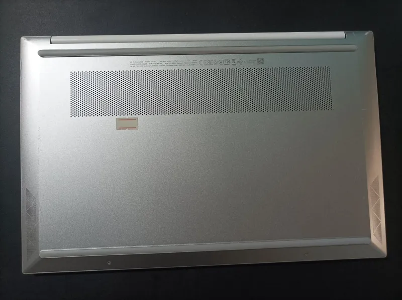 HP Pavilion 15 | i5-1135G7 | 8GB RAM | 512GB SSD | Iris Xe 6