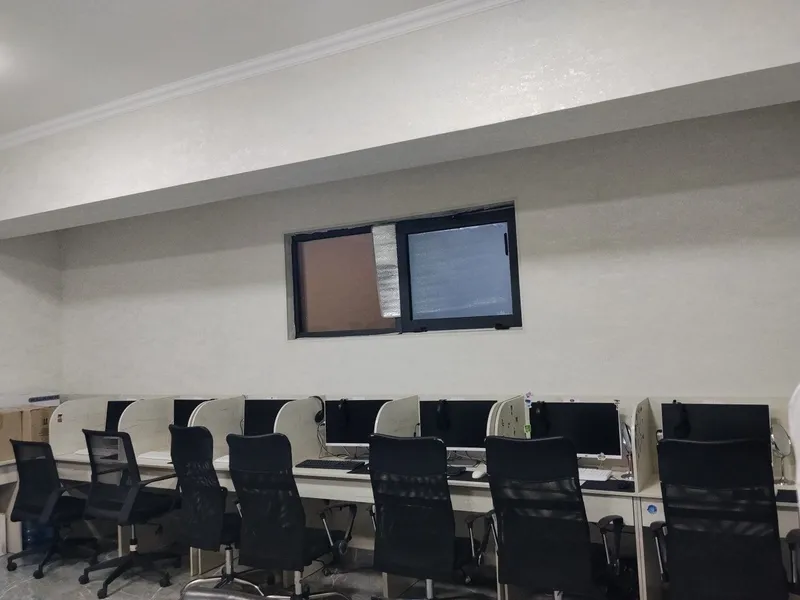 Call Center учун 17 та компьютер тўлиқ жиҳозлари билан 2