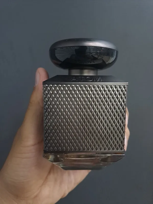 Atom Grey Eau de Parfum 1 Atom Grey Eau de Parfum 1