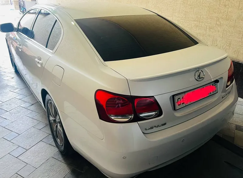Продается Lexus GS300 2