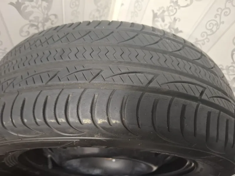 Продам автошины 4штуки комплект с дискомиот лада веста — фото 1 Продам автошины 4штуки комплект с дискомиот лада веста — фото 1