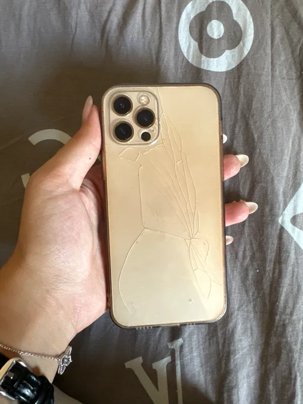 iPhone 12pro, Gold, sig‘imi 85%, xotira 128 GB 2