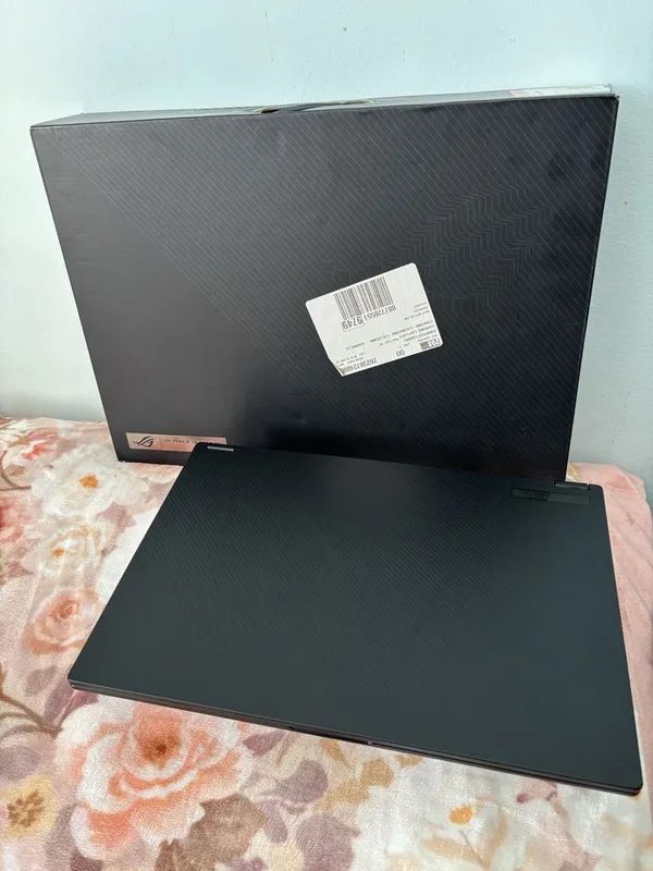 Идеал Asus Rog Flow X16 Ryzen 9 6900HS/RTX 3060/16/1TB — фото 1