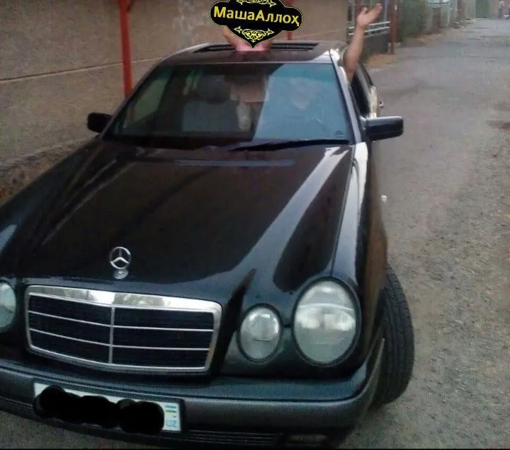 Mercedes Benz W210 E230 classic