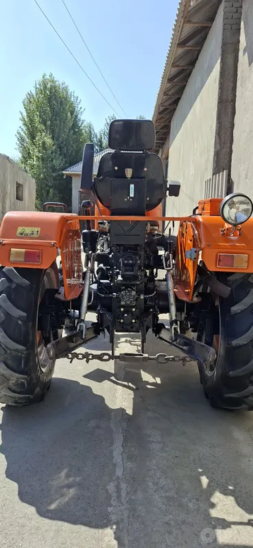Chimgan 304 mini traktor sotiladi. 4 Chimgan 304 mini traktor sotiladi. 4