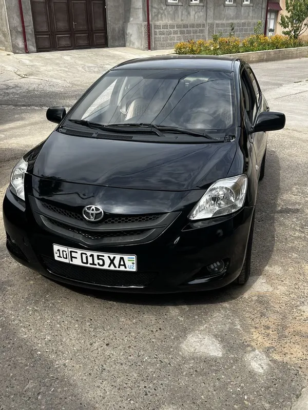 Toyota Yaris 1.5 Automatic 2006 Metan 4 pak 4900$ 1