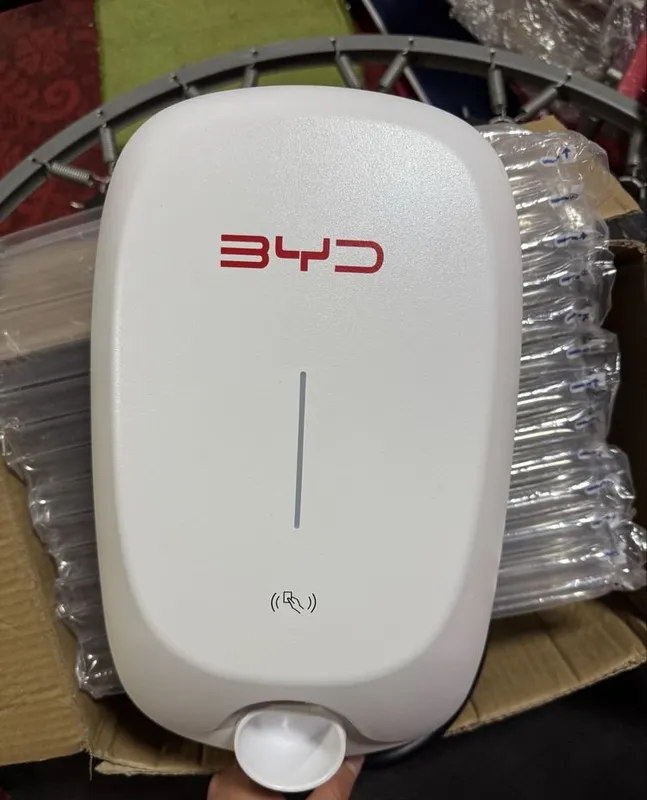 BYD зарядка 7kw новый 1 BYD зарядка 7kw новый 1