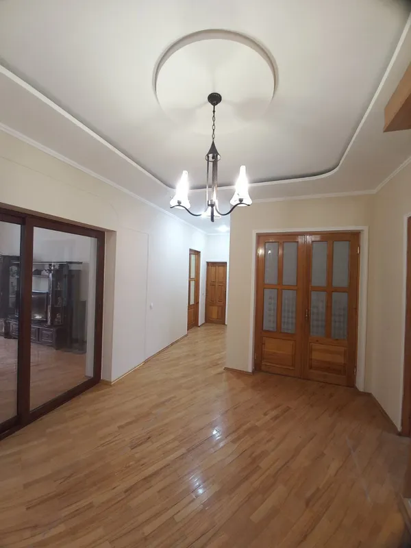 4 xonali kvartira, 170 m2, Mirzo Ulug'bek 7 4 xonali kvartira, 170 m2, Mirzo Ulug'bek 7