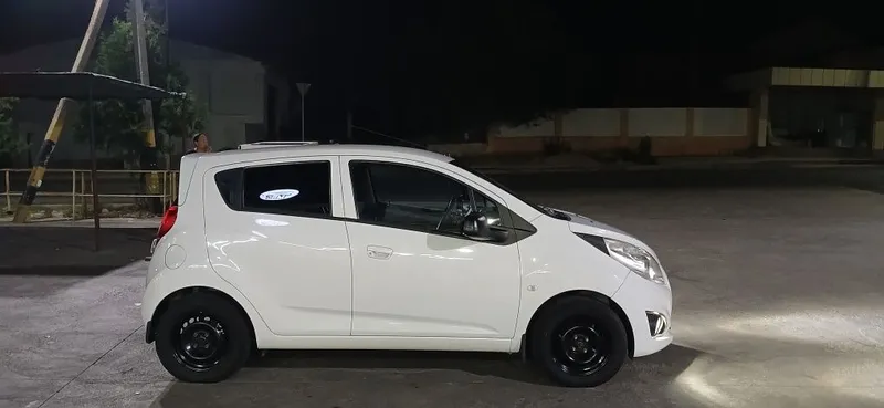 Spark ideal holatda! 4 Spark ideal holatda! 4