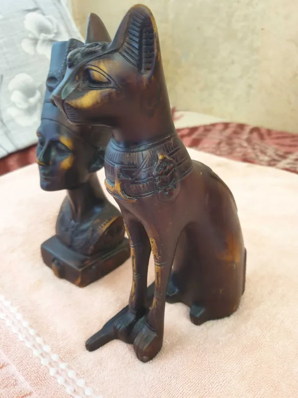 Продам статуэтку кошки — фото 1