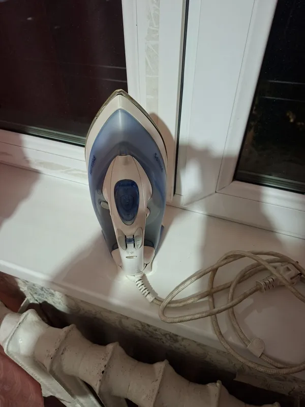 Утюг Philips продается