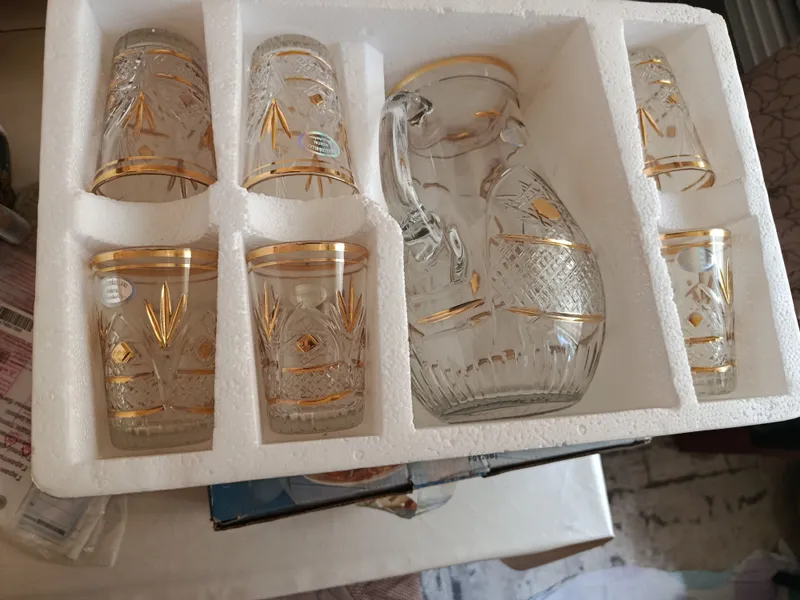 kristal suv idishlar sotiladi narxi 150ming
