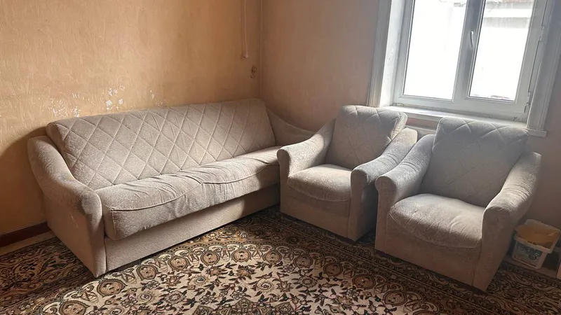 Стенка , мягкий диван + 2 кресла, колыбель 2