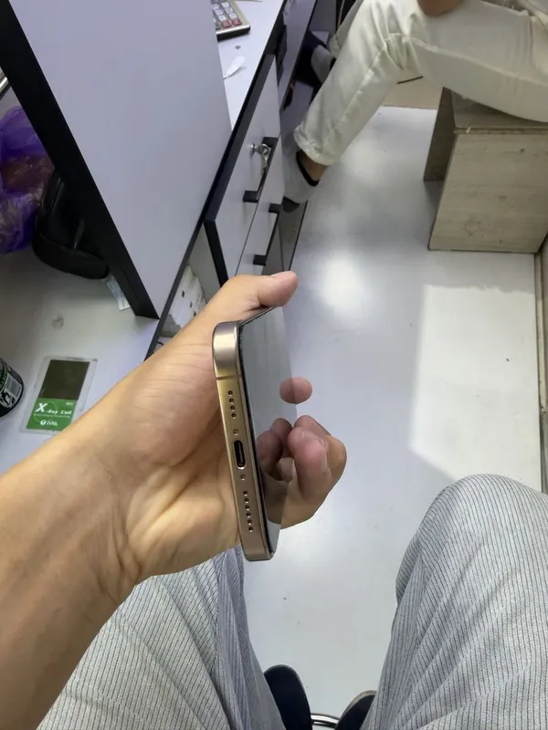 Iphone 16 max 256GB 98% 5
