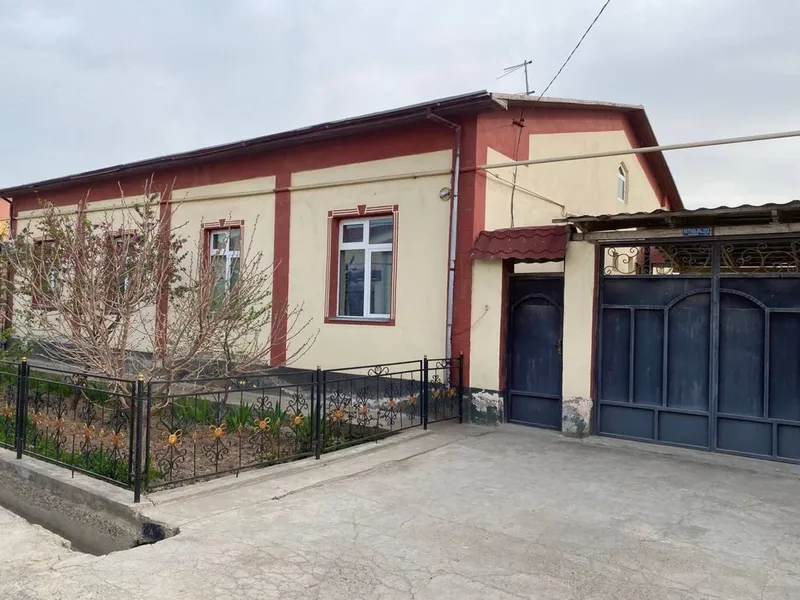 Katej sotiladi 5 xonali yevro remont qo'shimcha qurilish qilingan — фото 1