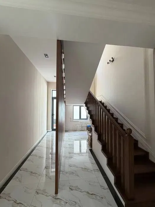 7 xonali kvartira, 200 m2, Mirzo Ulug'bek 7