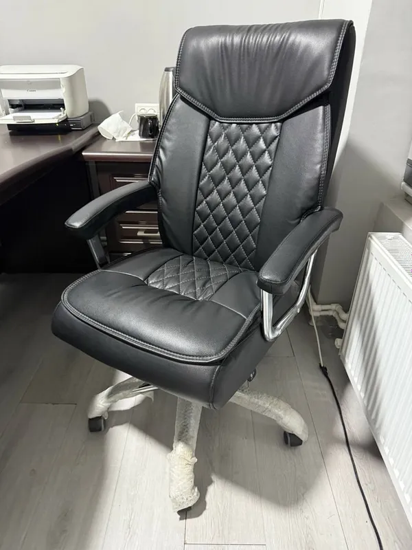 Ofis mebellari srochni sotiladi, komplekt yoki aloxida sotiladi. 4 Ofis mebellari srochni sotiladi, komplekt yoki aloxida sotiladi. 4