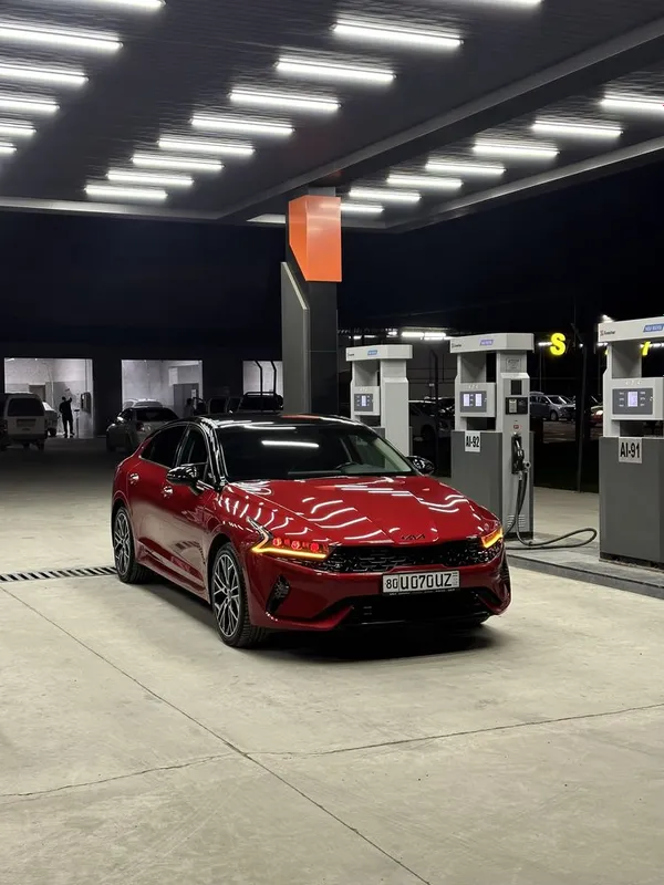 Kia K5 sotiladi Bez lyuk
