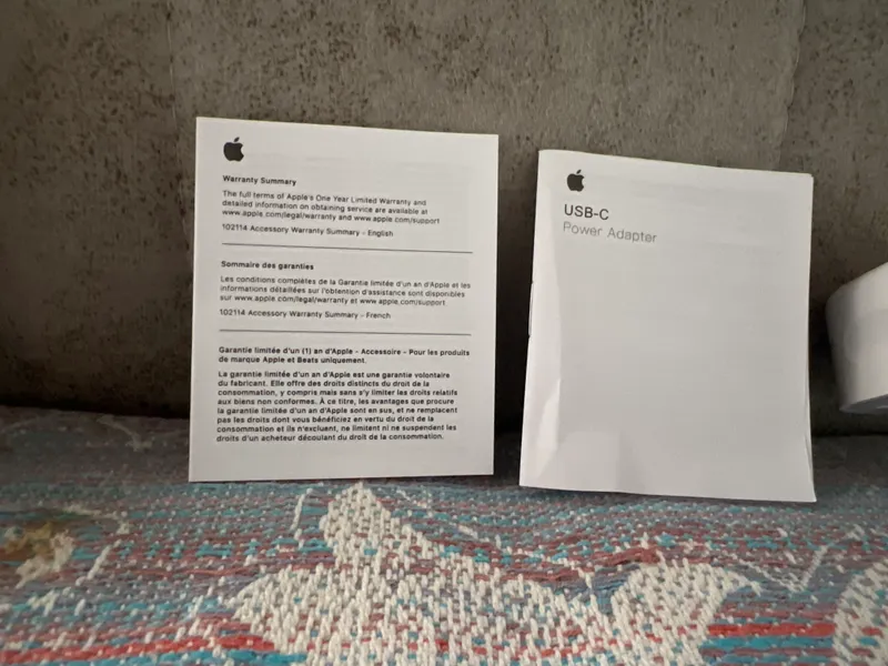 Сетевой адаптер питания Apple USB-C ,20 Вт 3 Сетевой адаптер питания Apple USB-C ,20 Вт 3